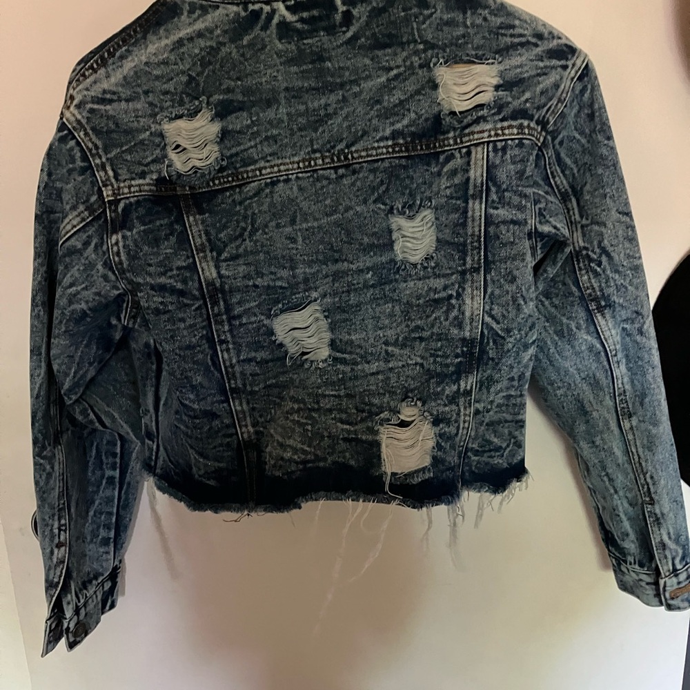 Distressed denim crop jacket - Picture 2 of 3